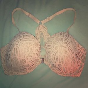 34DDD Front closure Victoria’s Secret